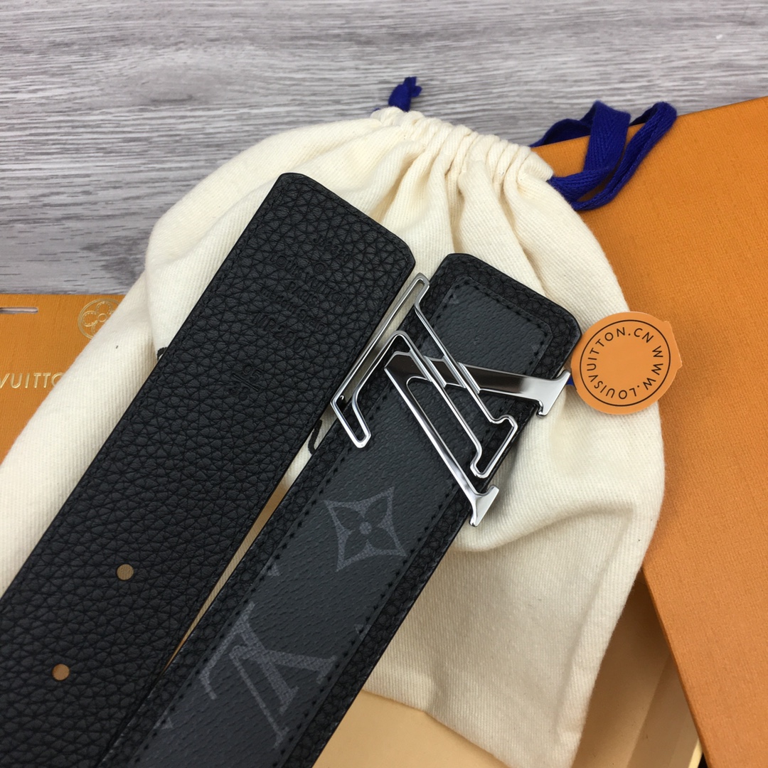 Louis Vuitton Men's Reversible 40mm Belt