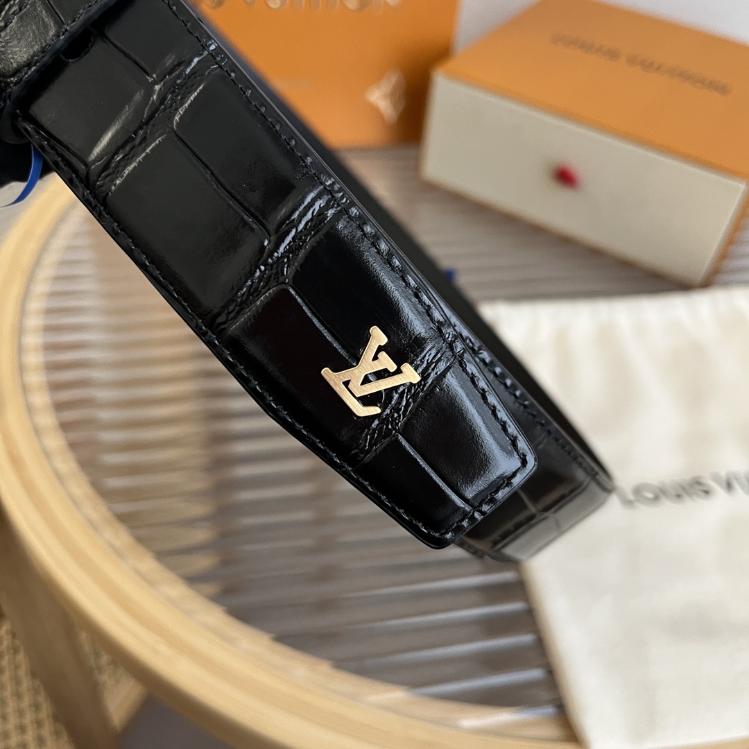 Louis Vuitton LV Men's Crocodile Pattern Leather Belt