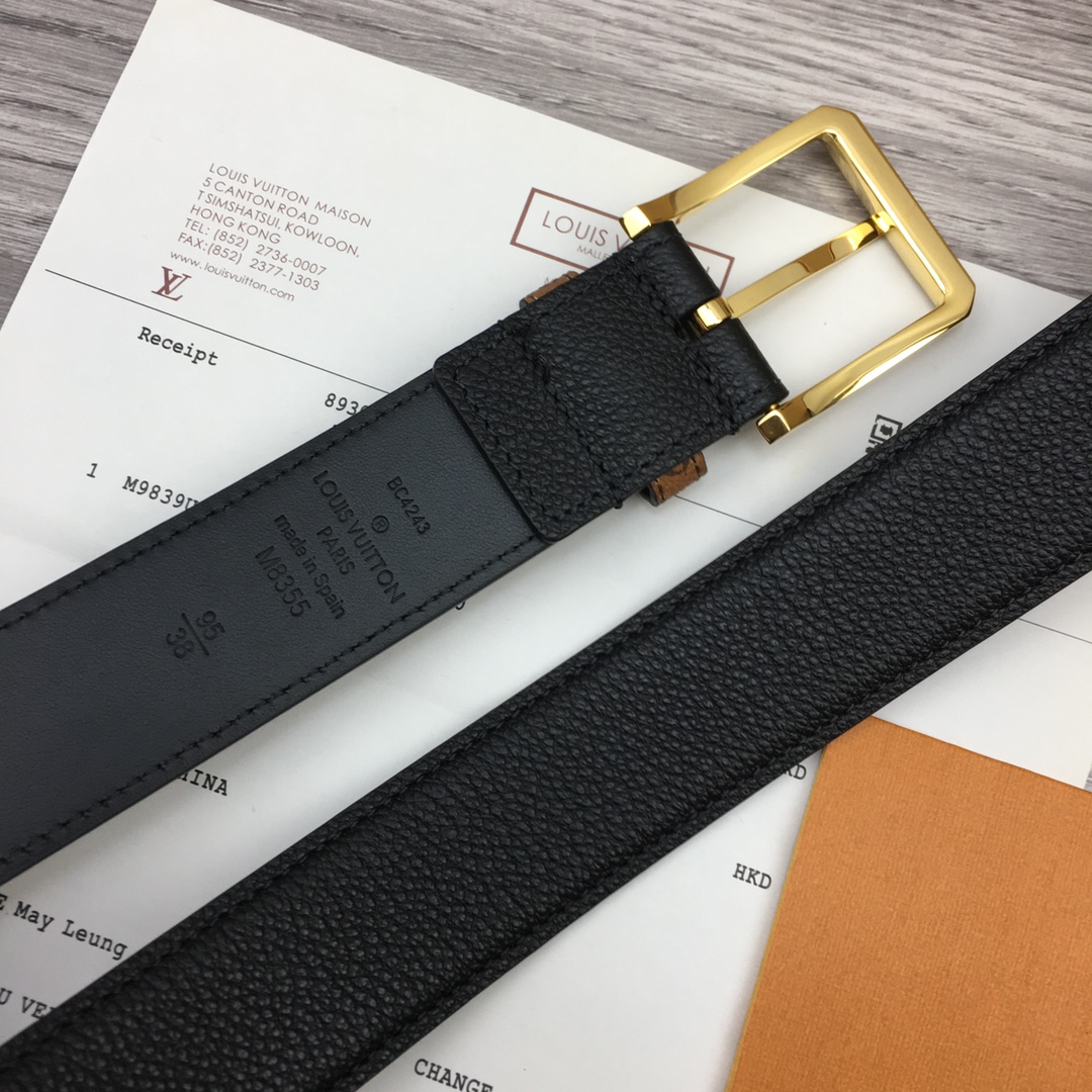 Louis Vuitton Men's New Reversible Belt