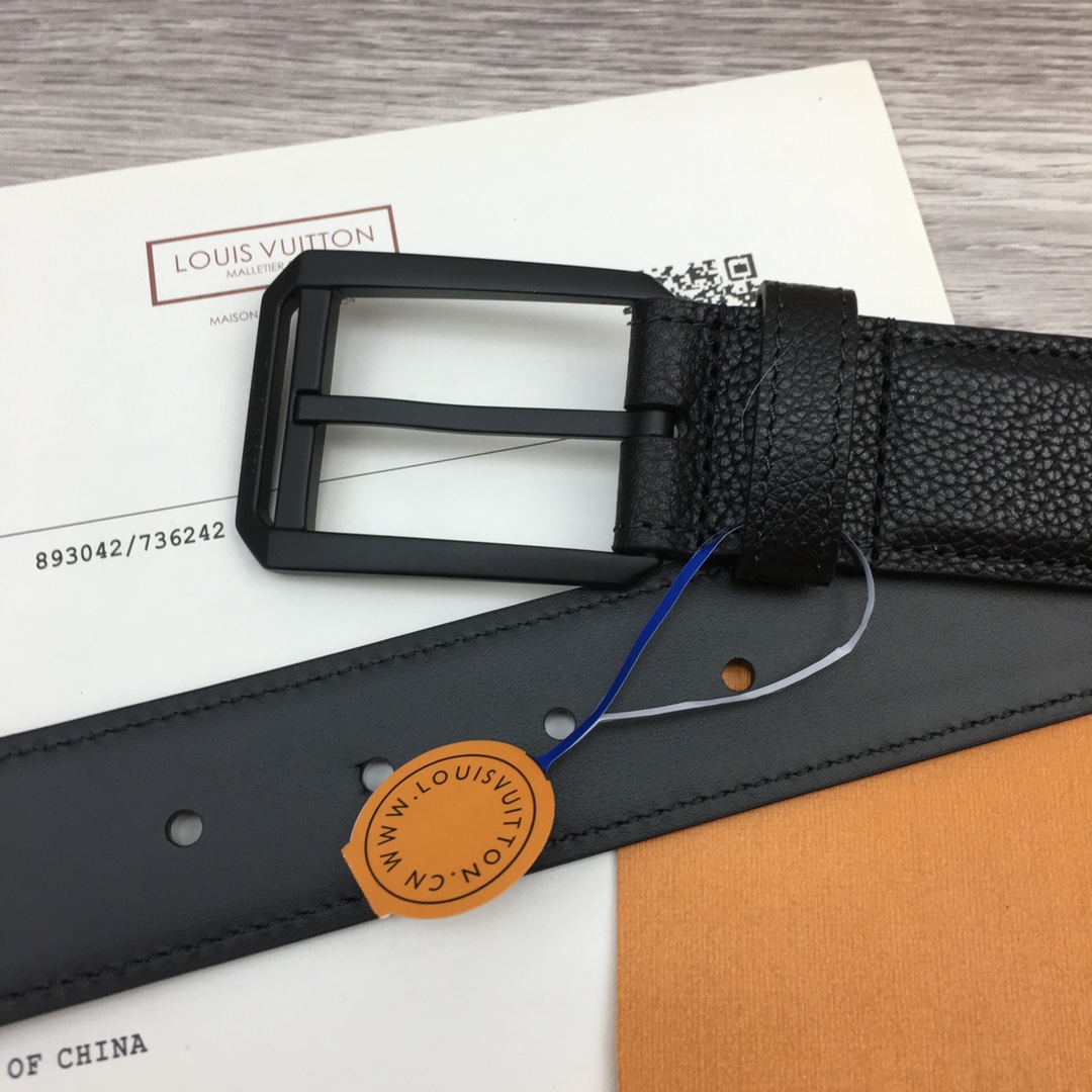 Louis Vuitton Men's New Reversible Belt