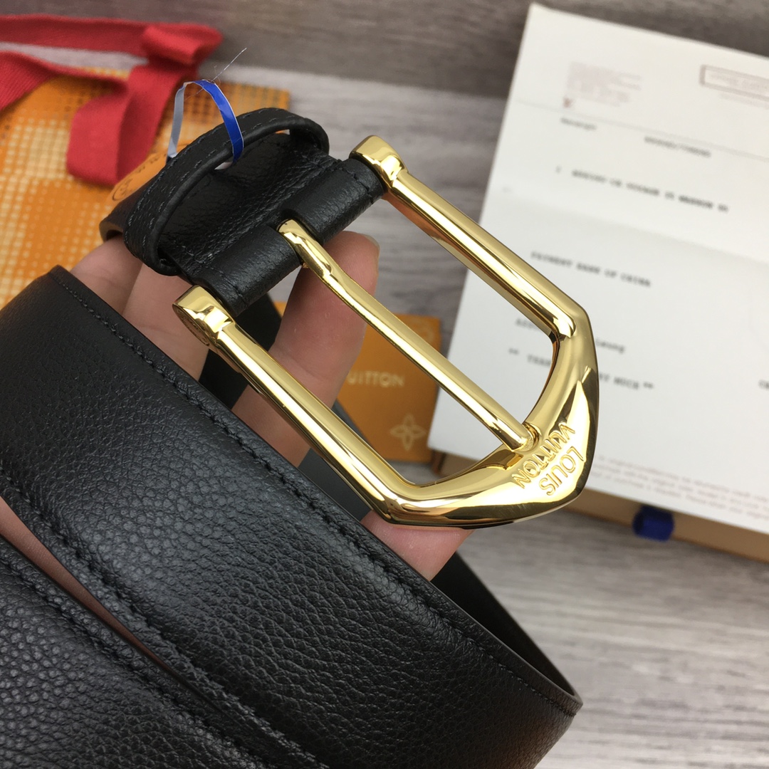 Louis Vuitton Men's New Reversible Belt