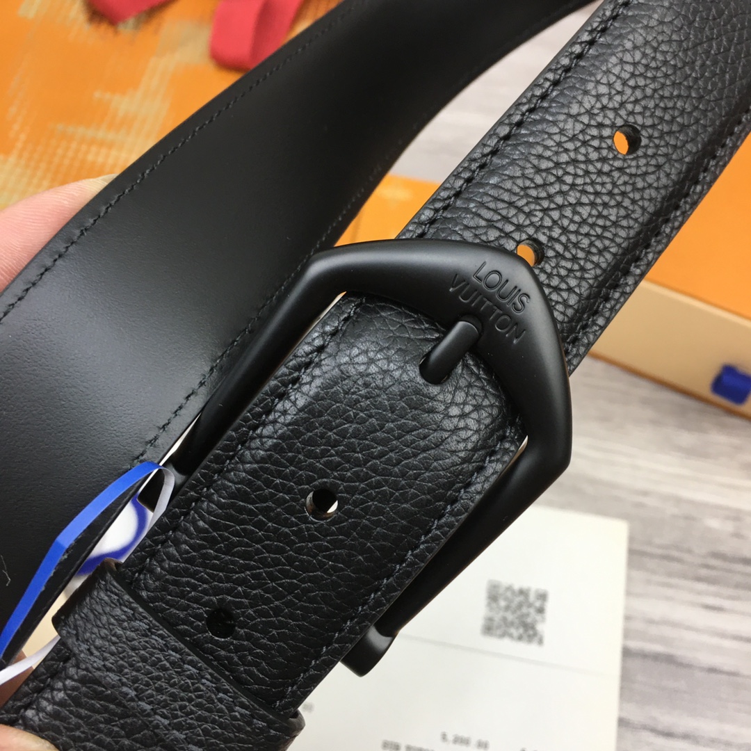 Louis Vuitton Men's New Reversible Belt