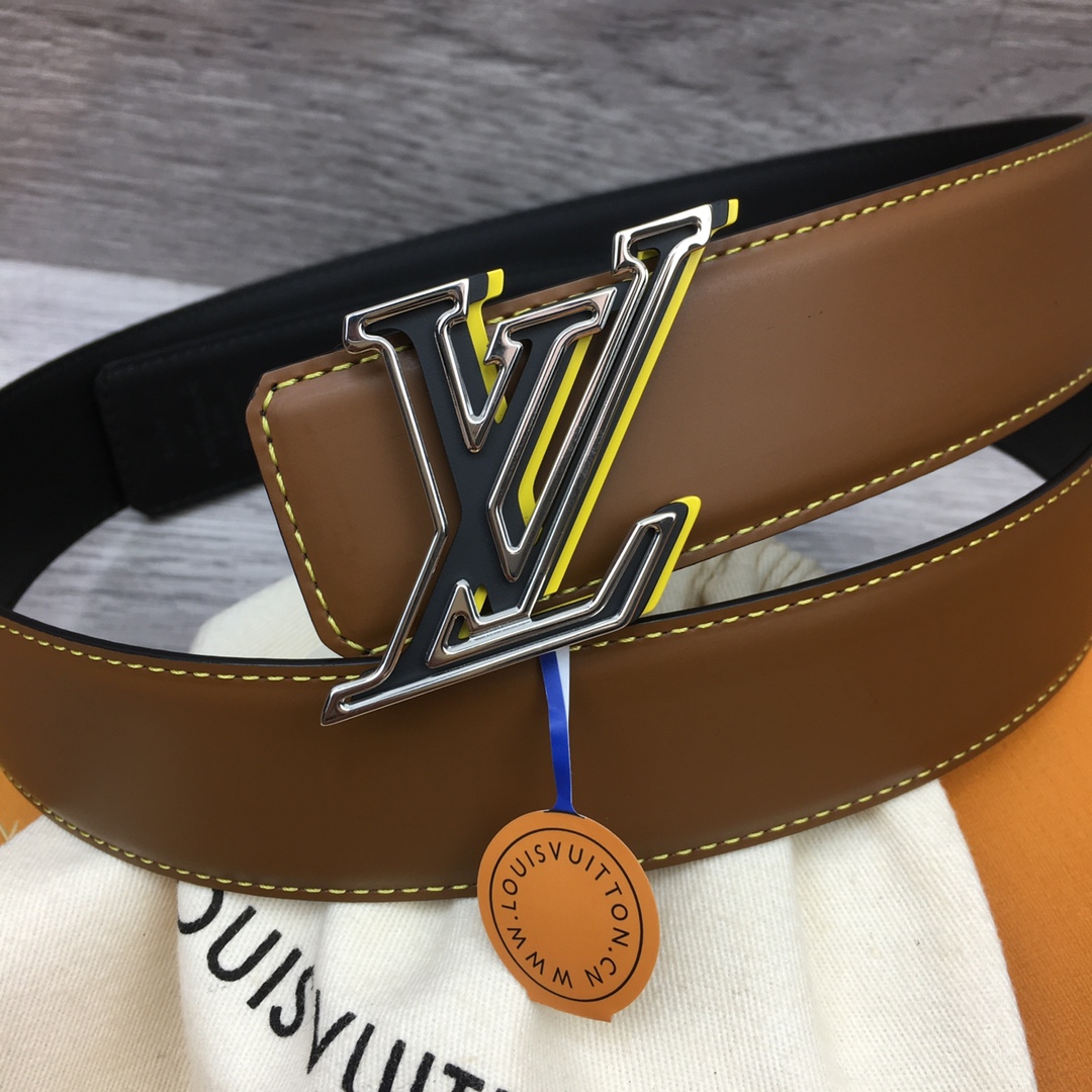 Louis Vuitton Men's New Season Reversible Belt