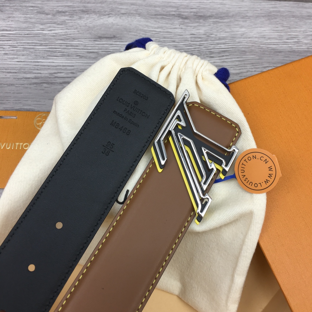 Louis Vuitton Men's New Season Reversible Belt