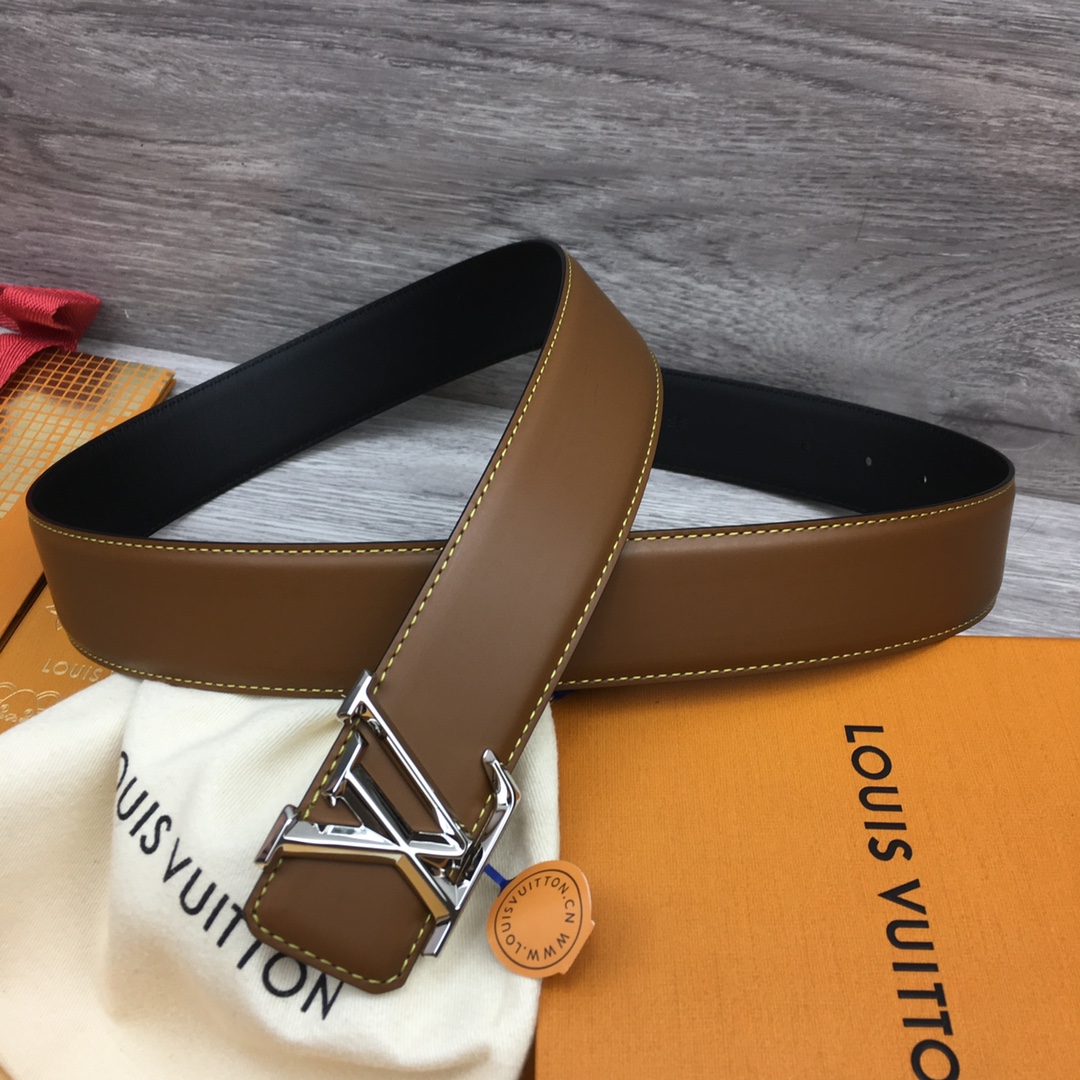 Louis Vuitton Men's New Season Reversible Belt