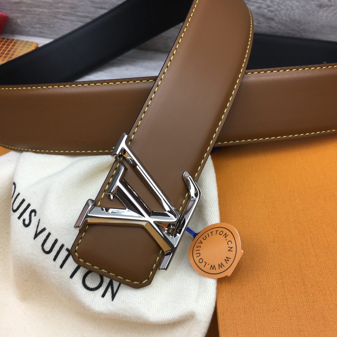 Louis Vuitton Men's New Season Reversible Belt