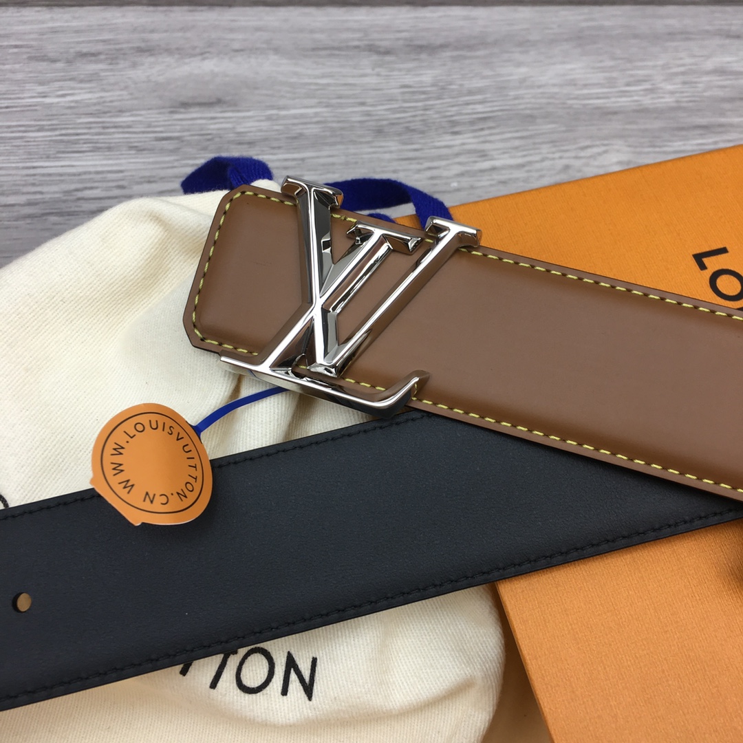 Louis Vuitton Men's New Season Reversible Belt