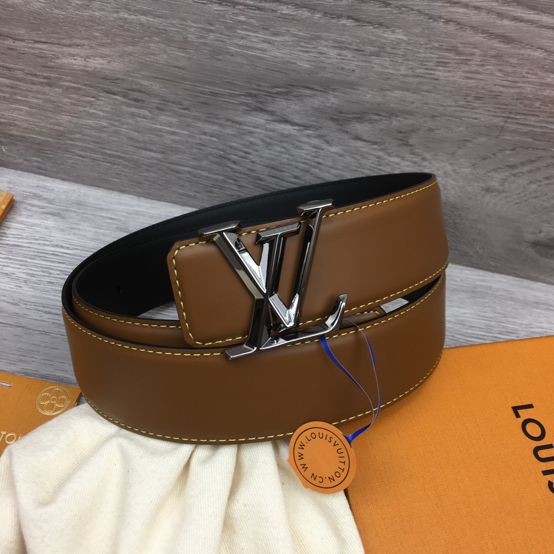 Louis Vuitton Men's New Season Reversible Belt