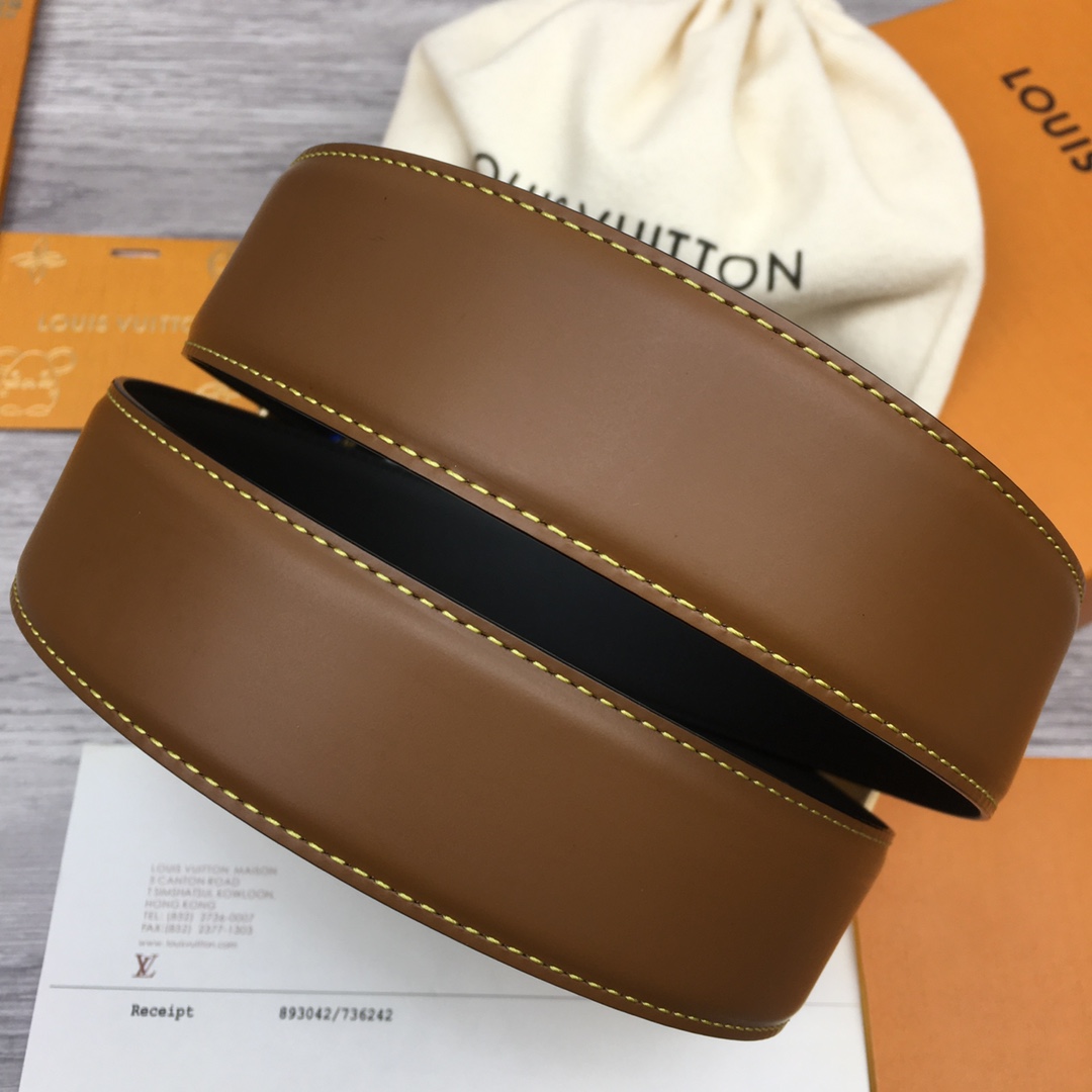 Louis Vuitton Men's New Season Reversible Belt