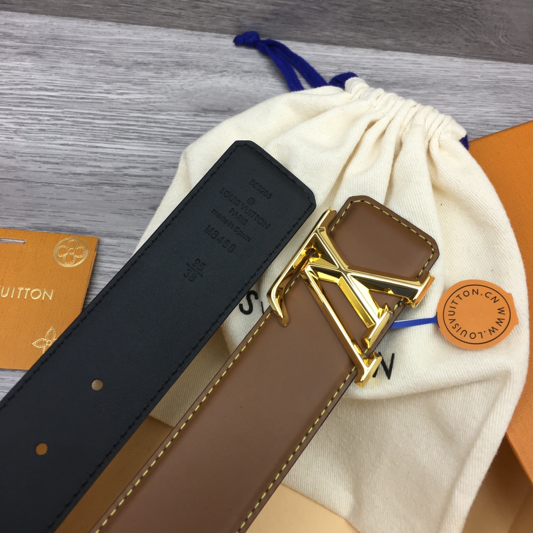 Louis Vuitton Men's New Season Reversible Belt