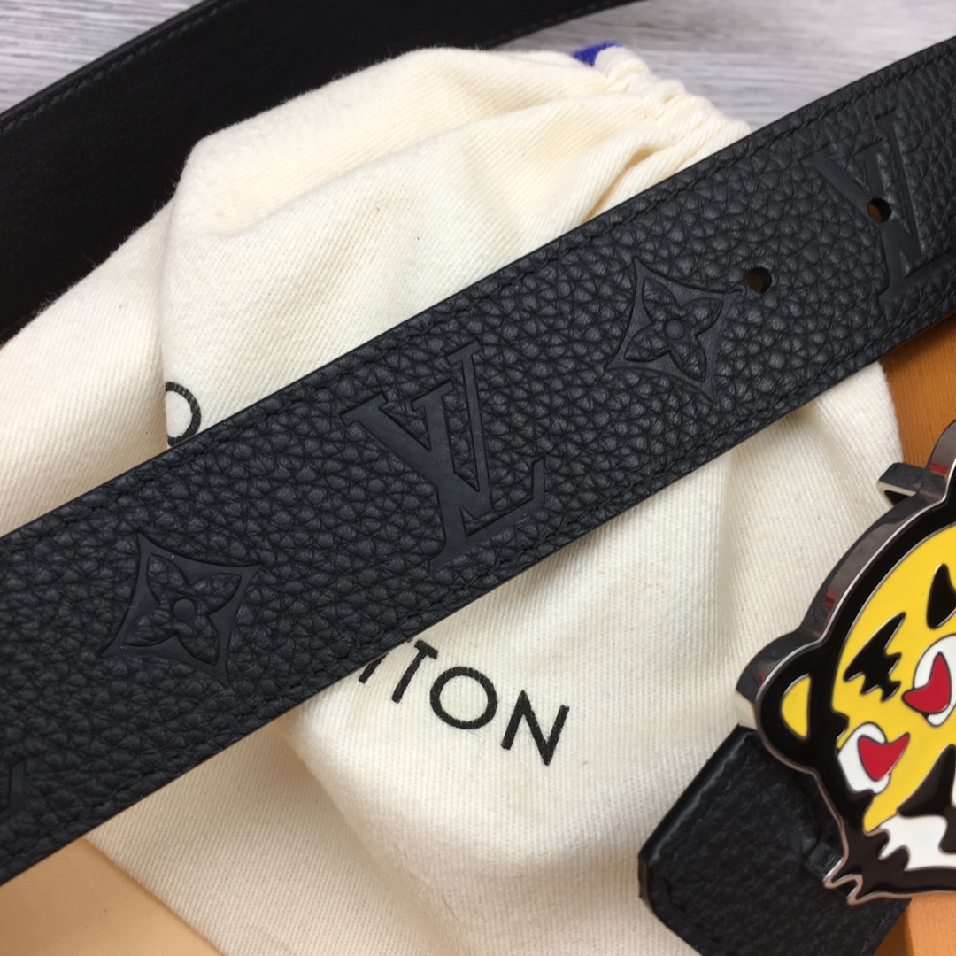 Louis Vuitton LV Men's Trendy New Belt