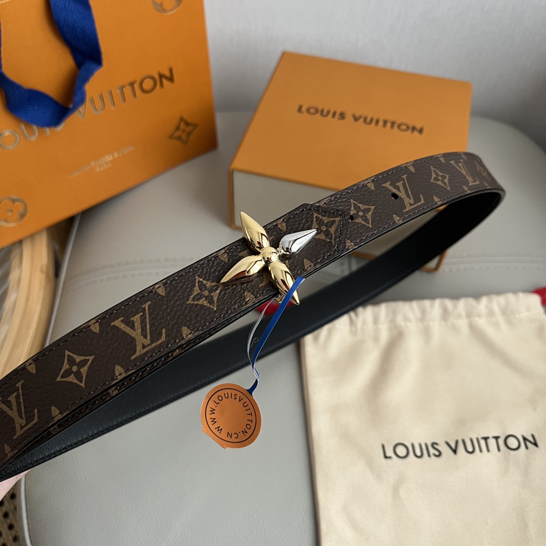 Louis Vuitton LV Women's Reversible Belt