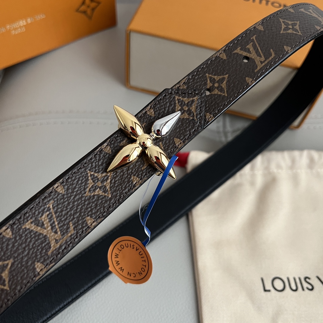 Louis Vuitton LV Women's Reversible Belt