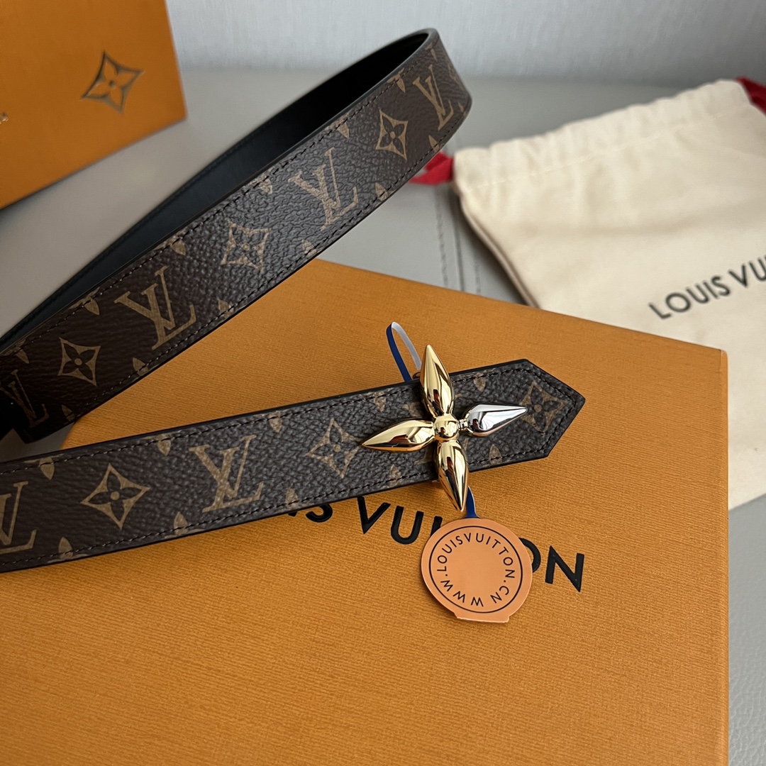 Louis Vuitton LV Women's Reversible Belt