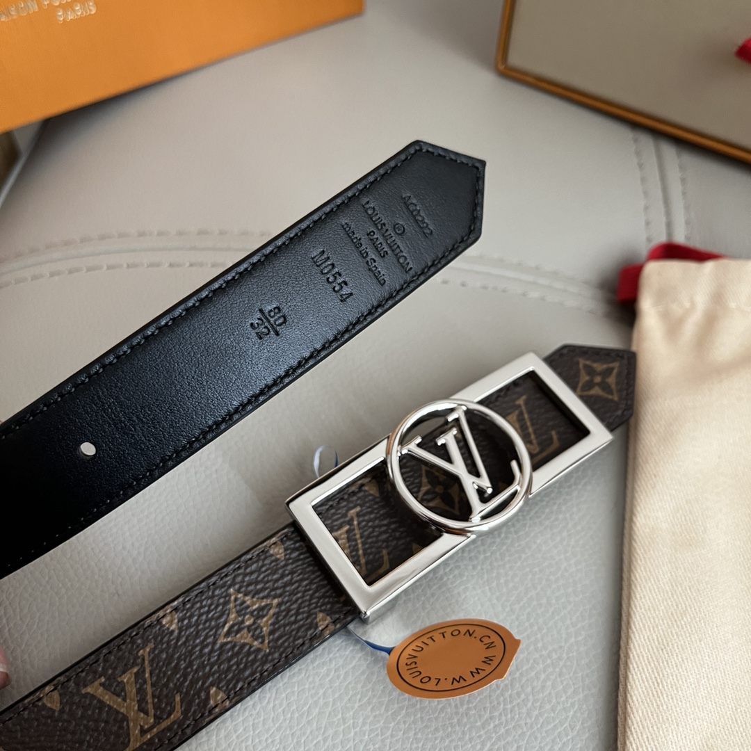 Louis Vuitton LV Women's Reversible Belt