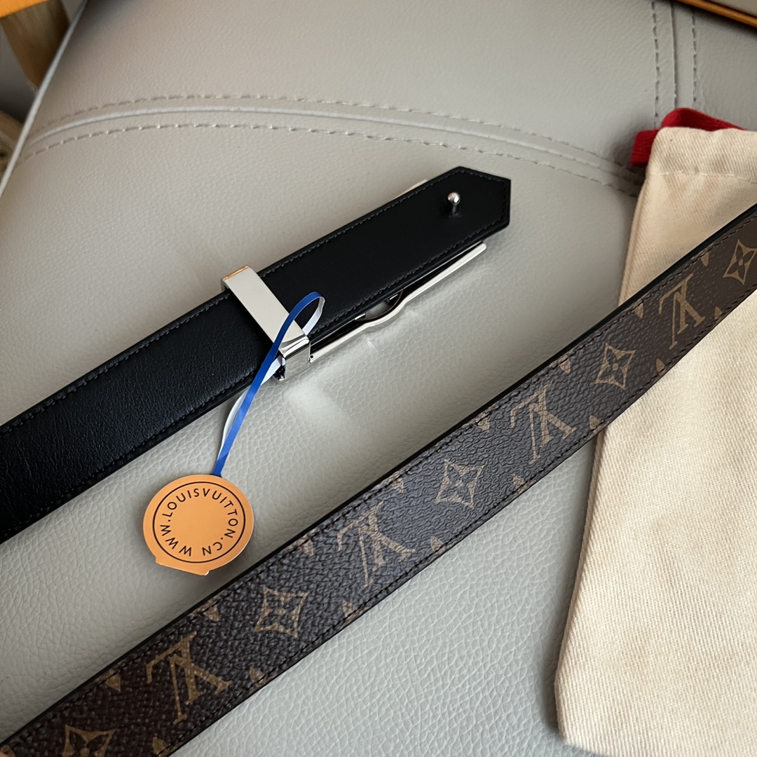 Louis Vuitton LV Women's Reversible Belt