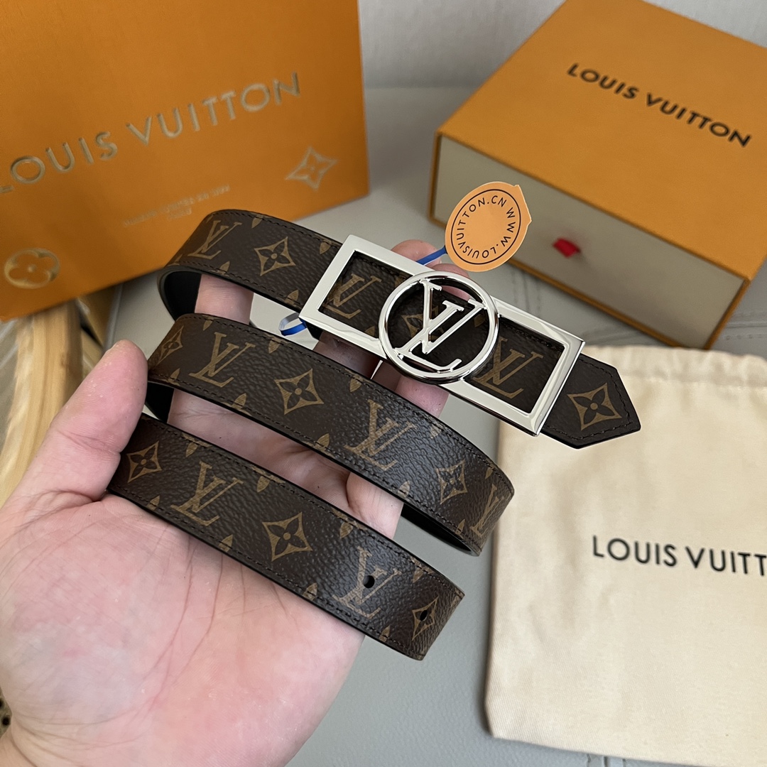 Louis Vuitton LV Women's Reversible Belt