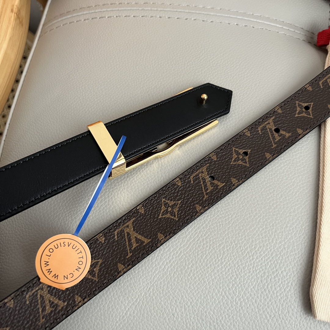 Louis Vuitton LV Women's Reversible Belt