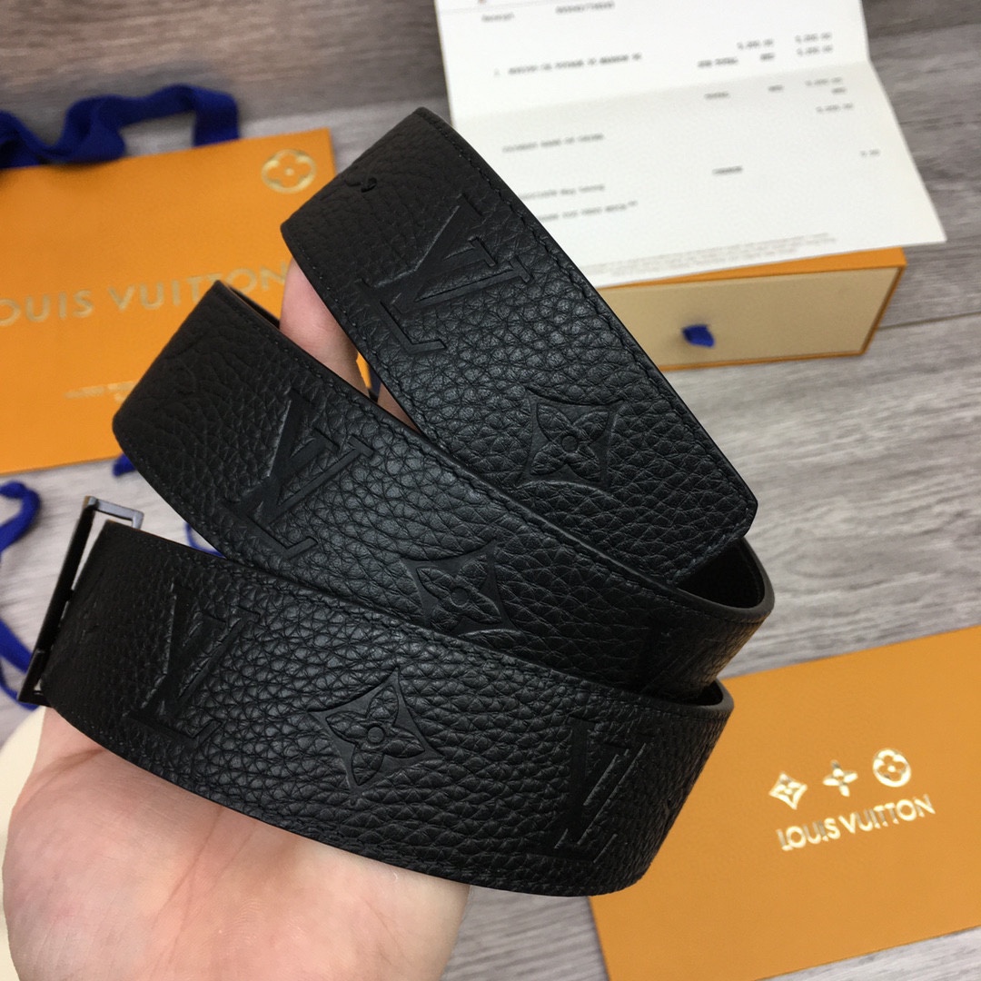 Louis Vuitton LV Reversible 4cm Logo Belt