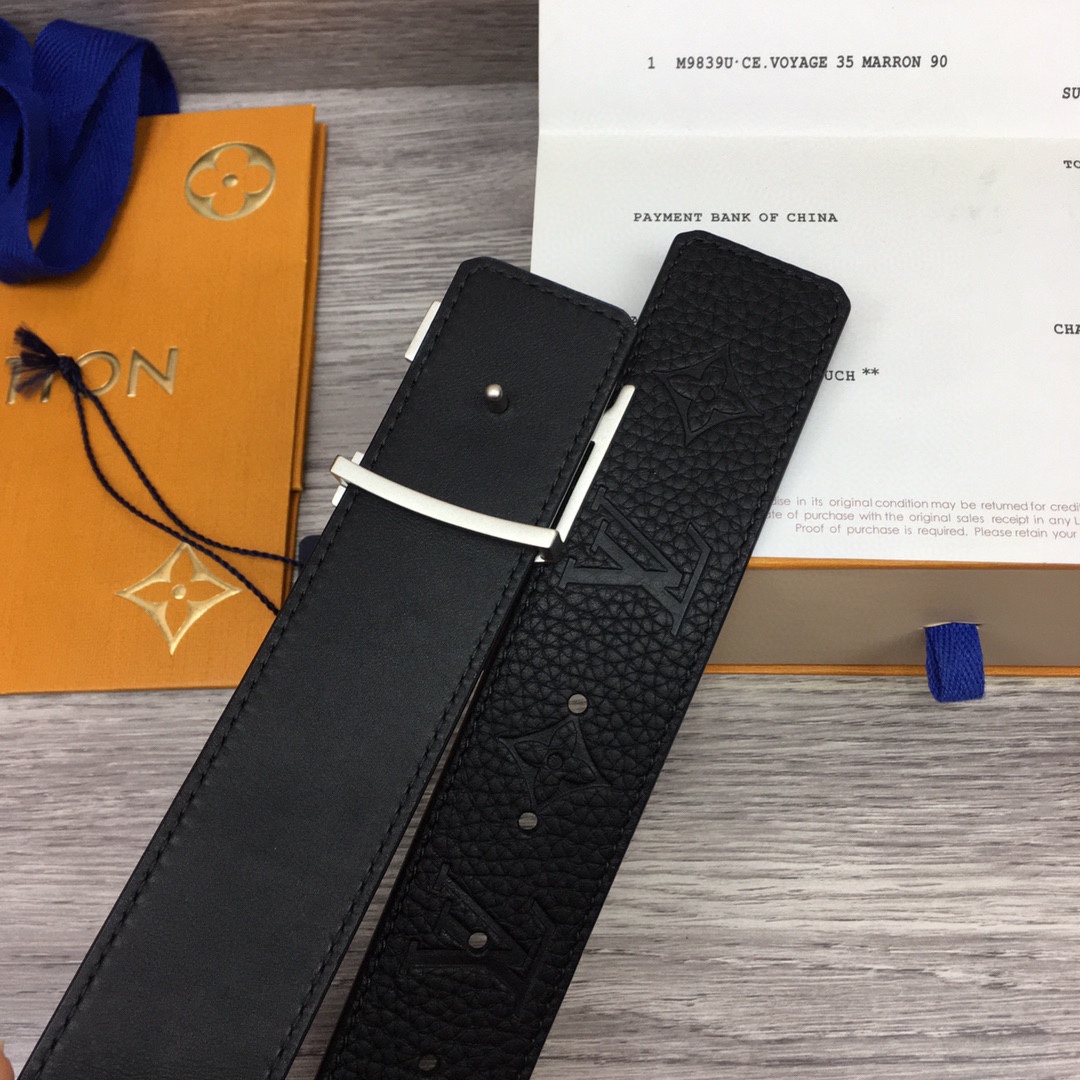 Louis Vuitton LV Reversible 4cm Logo Belt