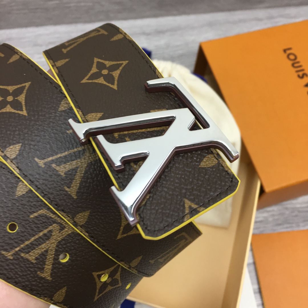 Louis Vuitton LV Men's Reversible 4cm Canvas Belt