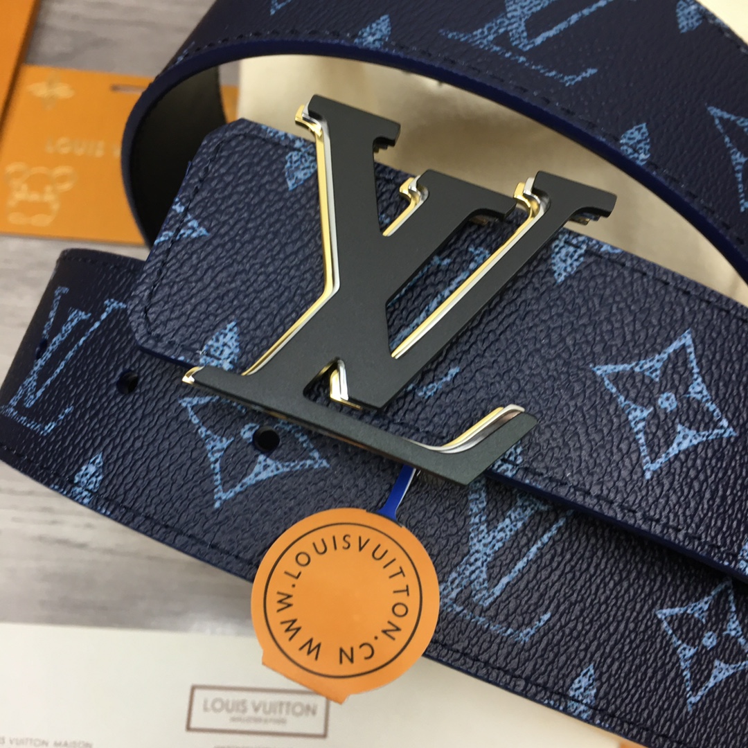 Louis Vuitton LV Custom Gradient Letter 4cm Reversible Belt