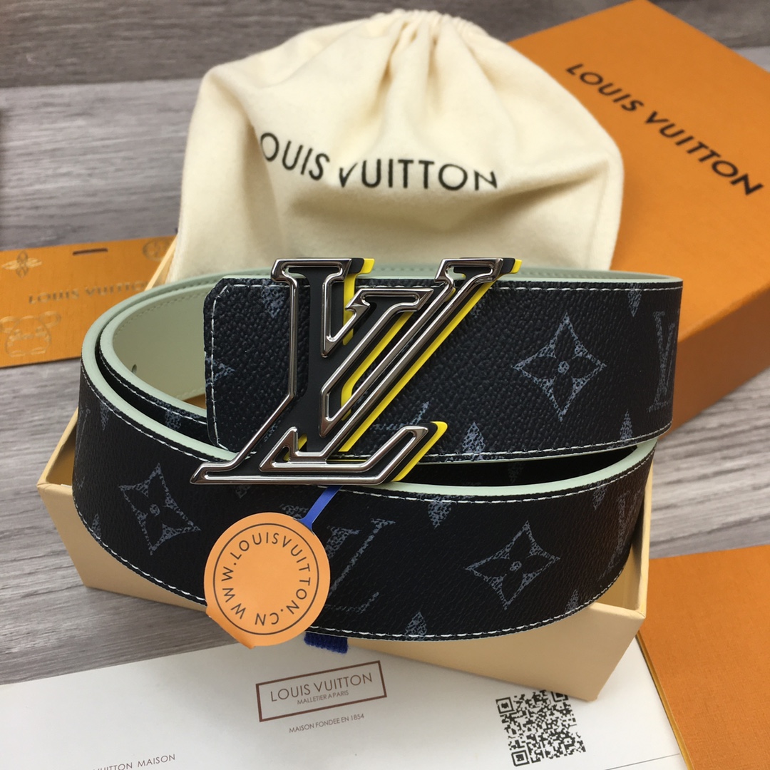 Louis Vuitton LV Custom Gradient Letter 4cm Reversible Belt