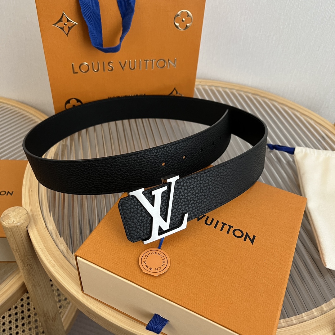 Louis Vuitton LV 4cm Italian Litchi Grain Leather Belt