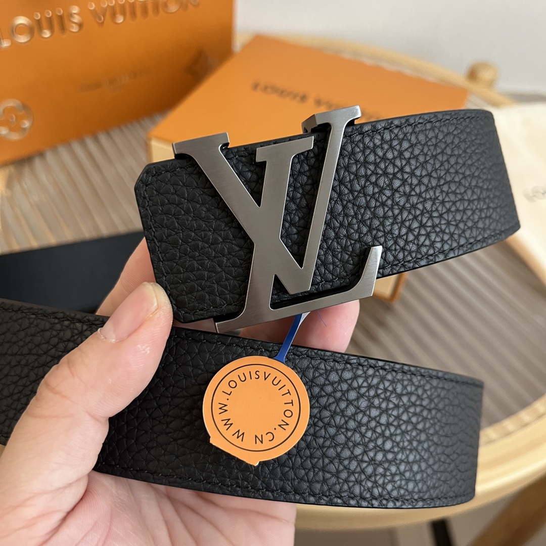 Louis Vuitton LV 4cm Italian Litchi Grain Leather Belt