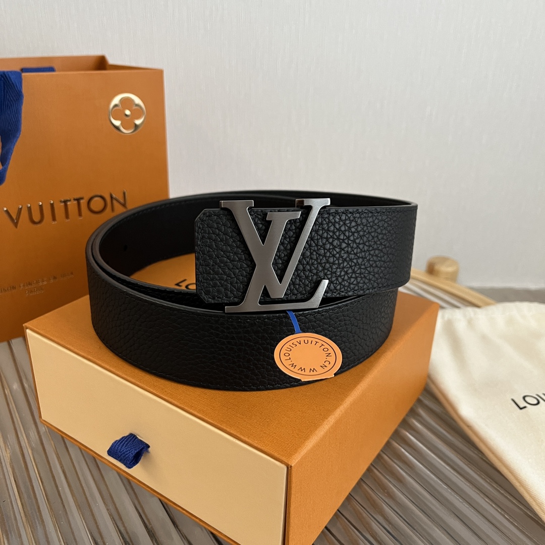 Louis Vuitton LV 4cm Italian Litchi Grain Leather Belt