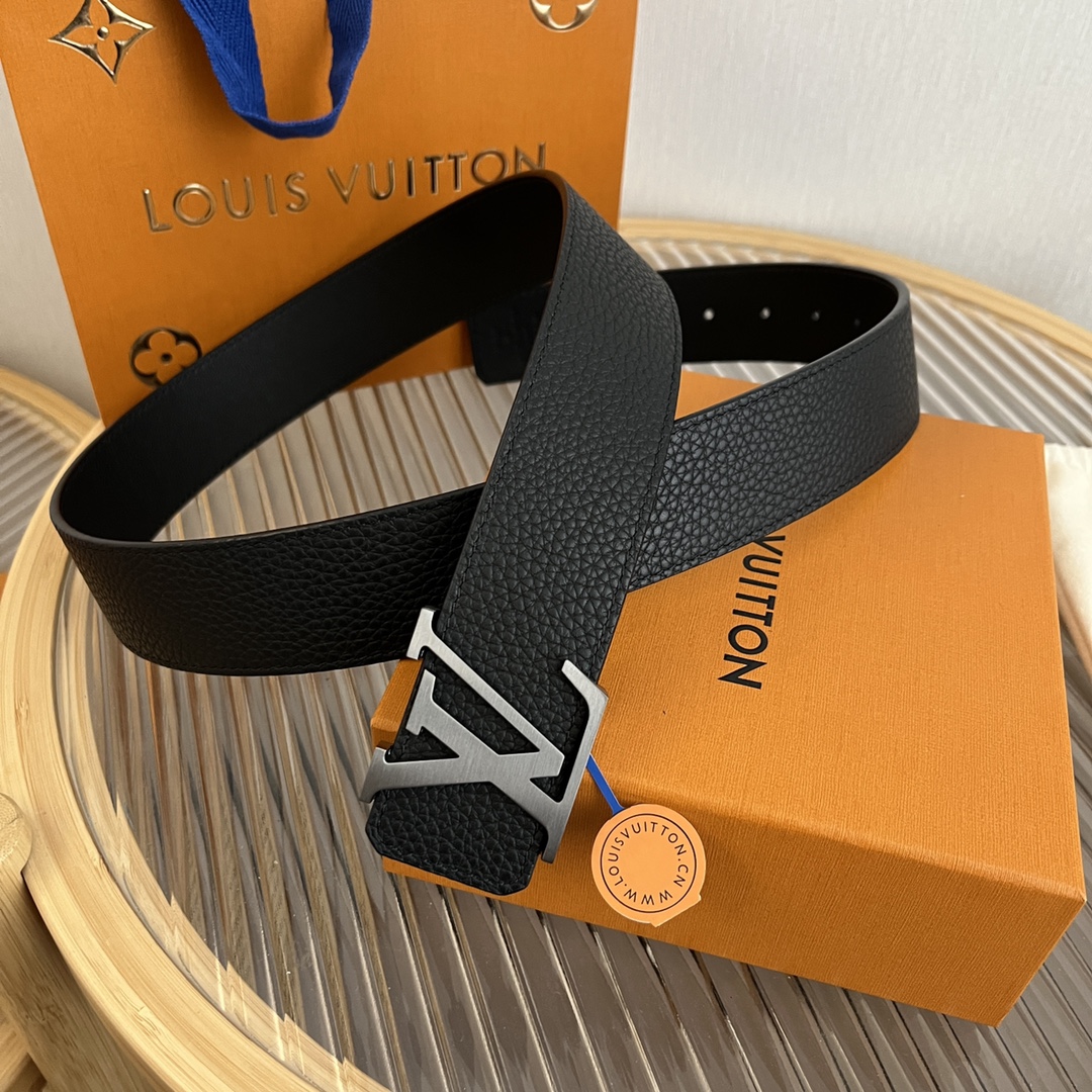 Louis Vuitton LV 4cm Italian Litchi Grain Leather Belt