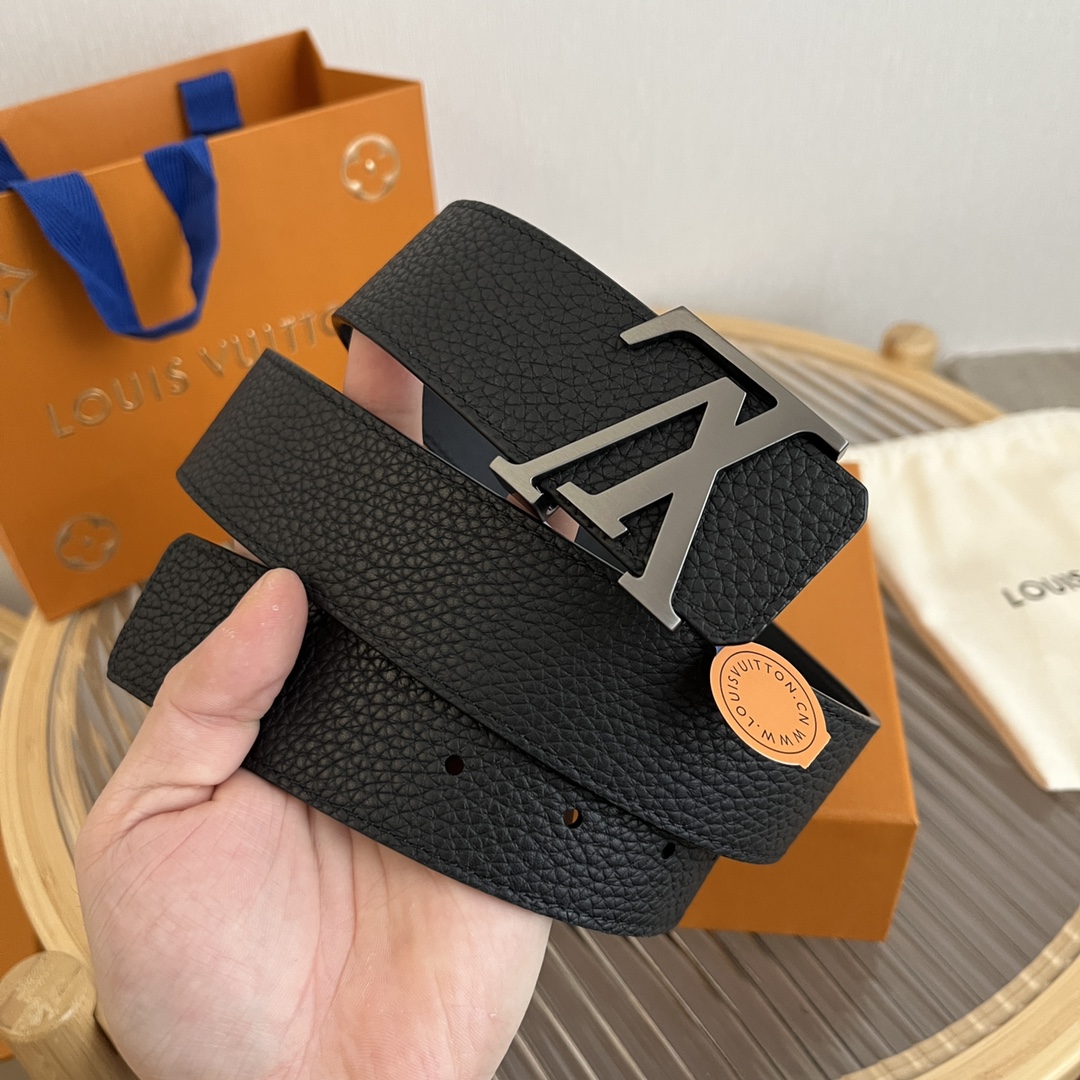 Louis Vuitton LV 4cm Italian Litchi Grain Leather Belt