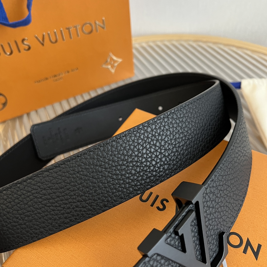 Louis Vuitton LV 4cm Italian Litchi Grain Leather Belt