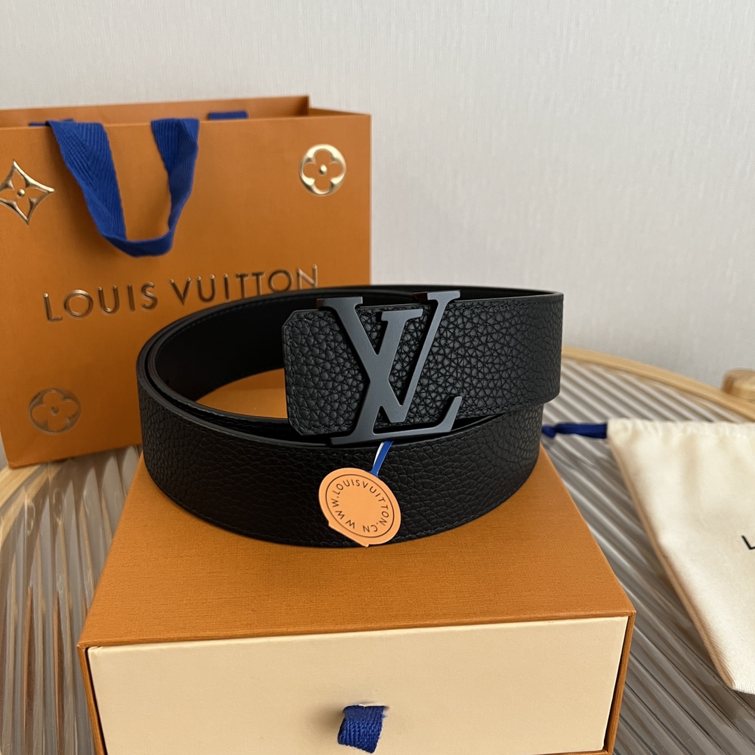 Louis Vuitton LV 4cm Italian Litchi Grain Leather Belt