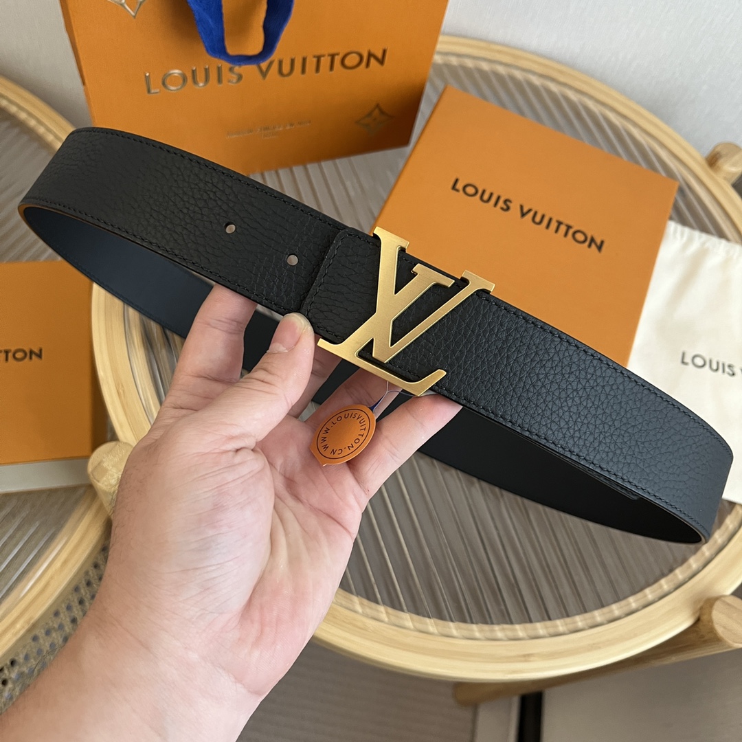 Louis Vuitton LV 4cm Italian Litchi Grain Leather Belt