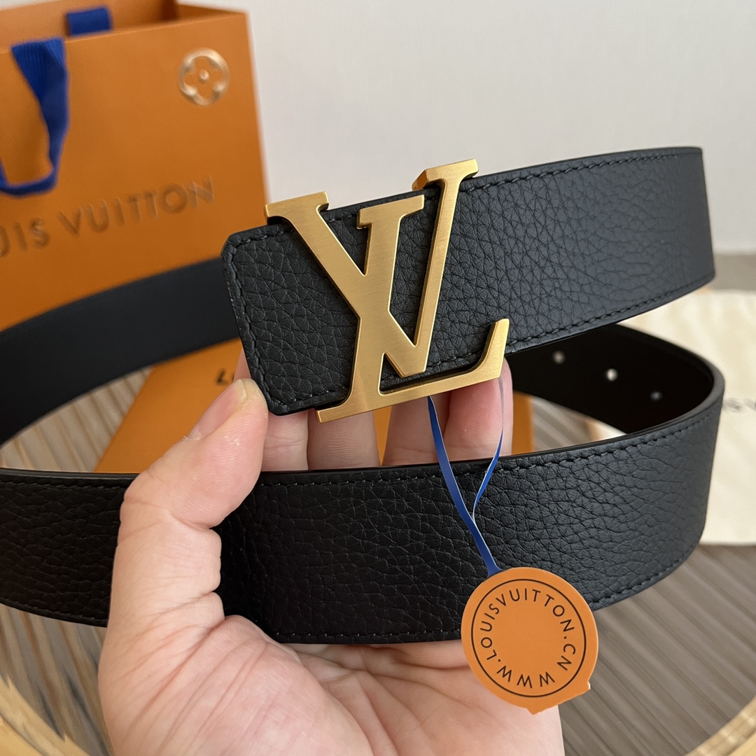 Louis Vuitton LV 4cm Italian Litchi Grain Leather Belt