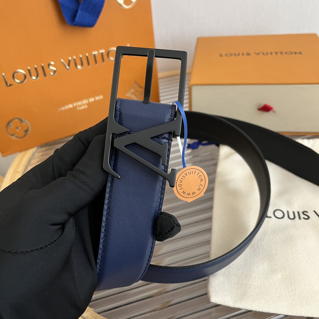 Louis Vuitton LV Men's Reversible Calfskin Leather Belt