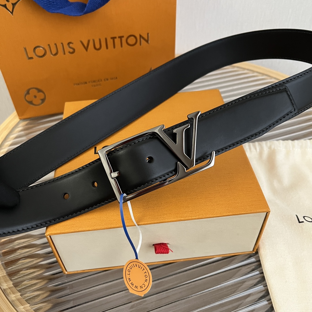 Louis Vuitton LV Men's Reversible Calfskin Leather Belt