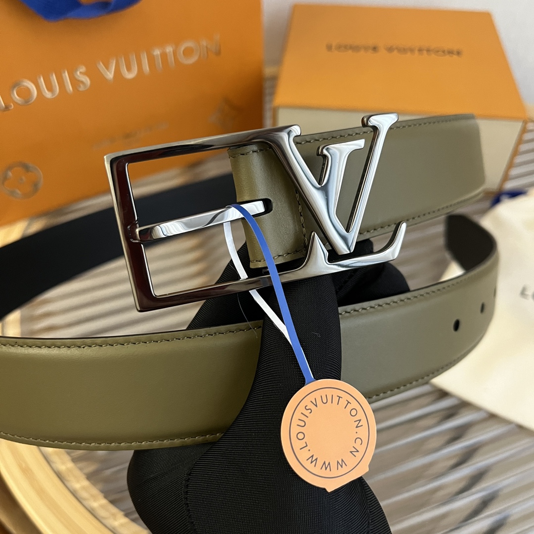 Louis Vuitton LV Men's Reversible Calfskin Leather Belt