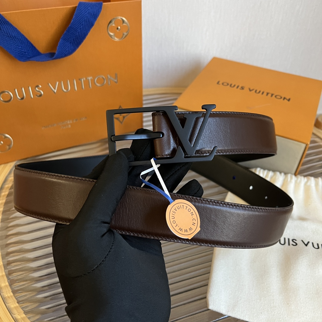 Louis Vuitton LV Men's Reversible Calfskin Leather Belt