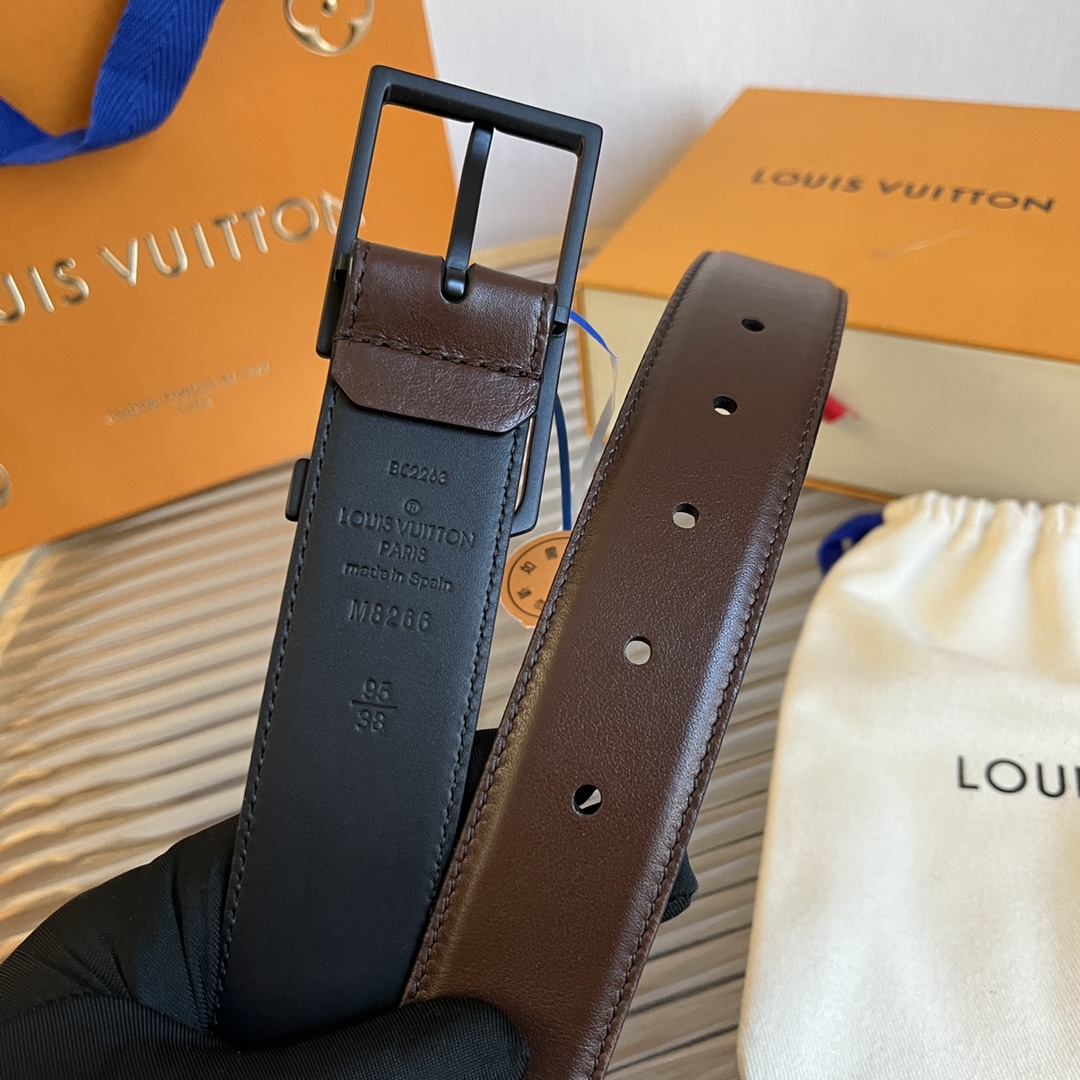 Louis Vuitton LV Men's Reversible Calfskin Leather Belt