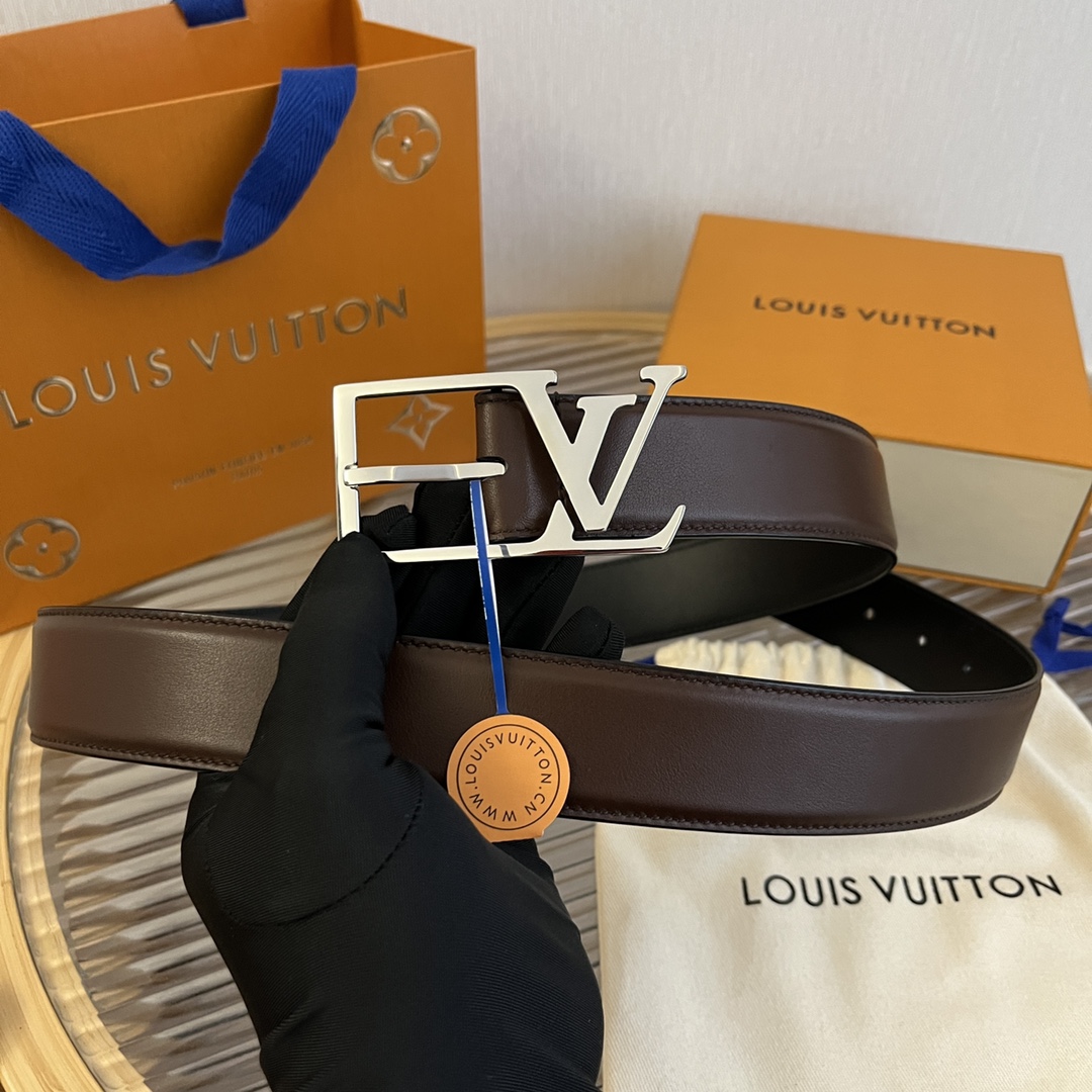 Louis Vuitton LV Men's Reversible Calfskin Leather Belt