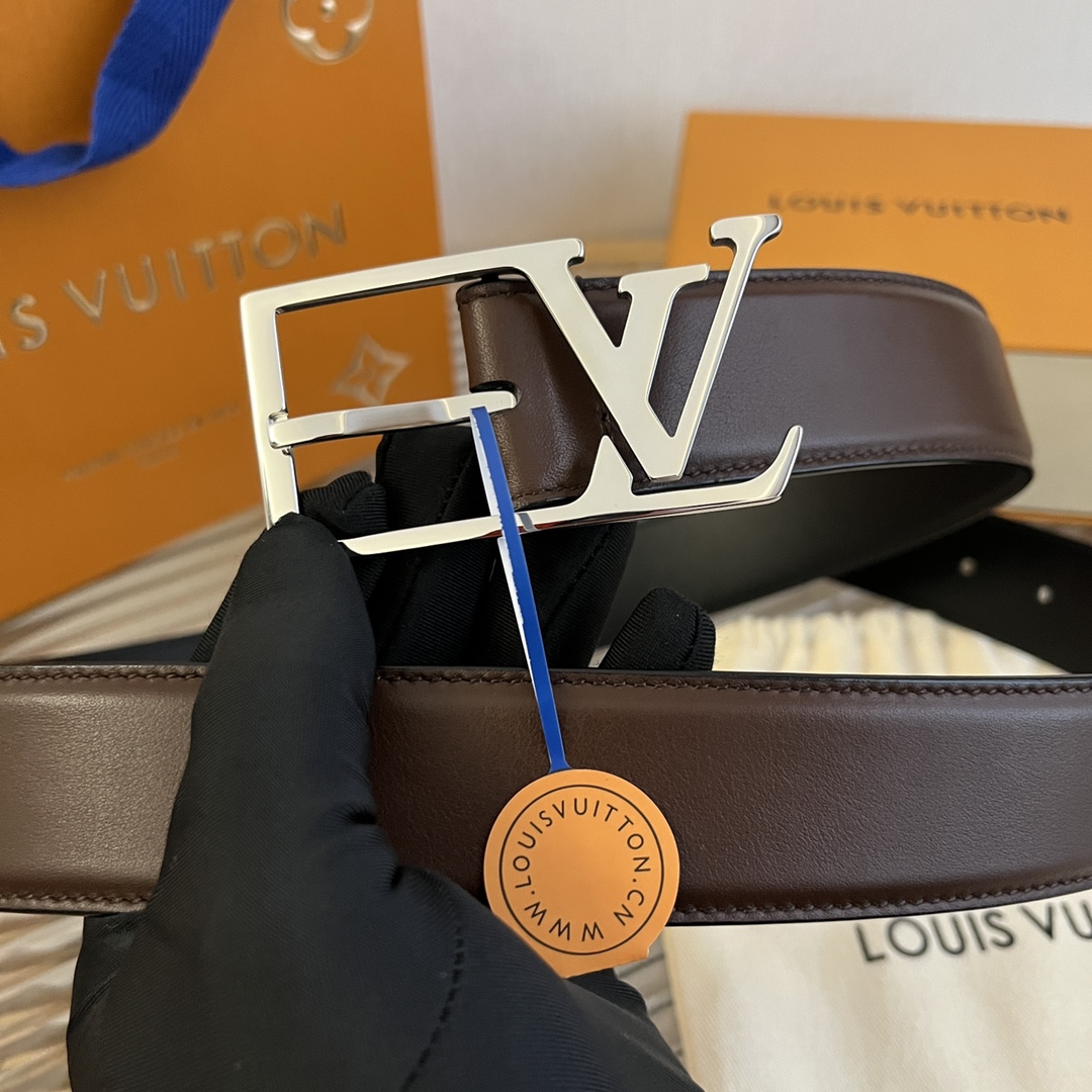 Louis Vuitton LV Men's Reversible Calfskin Leather Belt