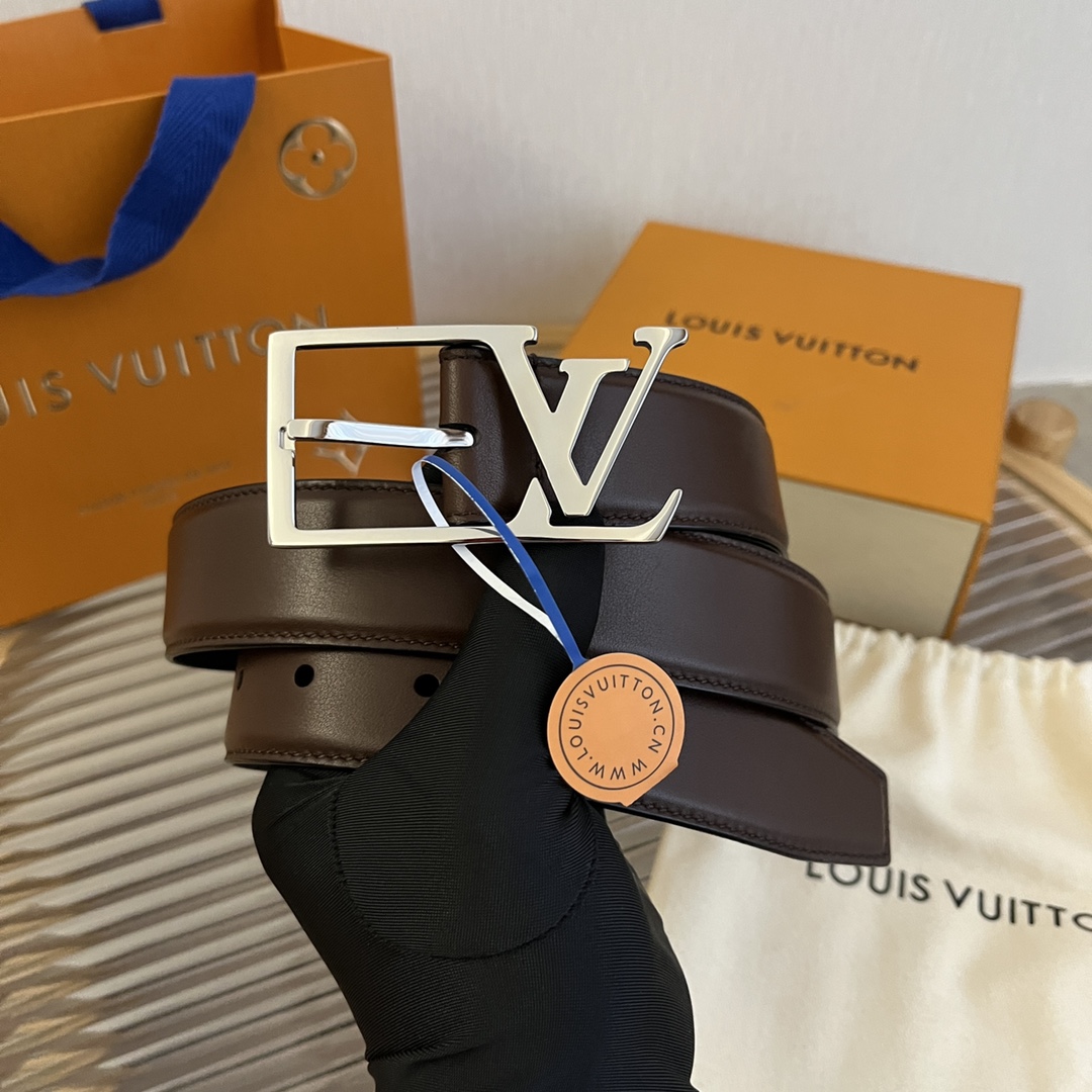 Louis Vuitton LV Men's Reversible Calfskin Leather Belt