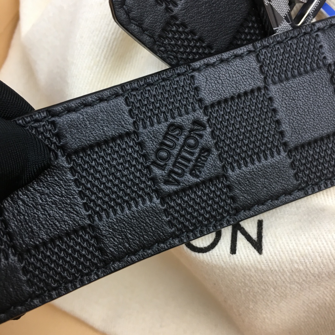 Louis Vuitton LV Men's Classic Monogram Embossed Belt