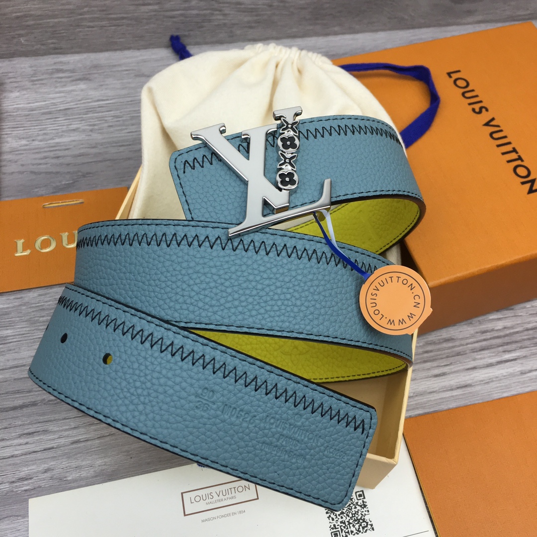 Louis Vuitton LV Men's Reversible Litchi Pattern Belt