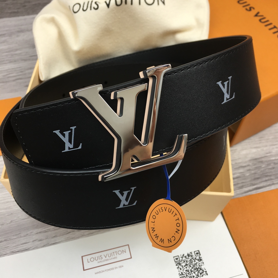 Louis Vuitton LV Premium Reversible Leather Belt