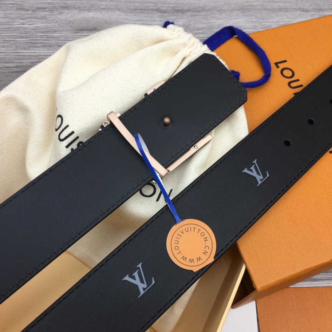 Louis Vuitton LV Premium Reversible Leather Belt