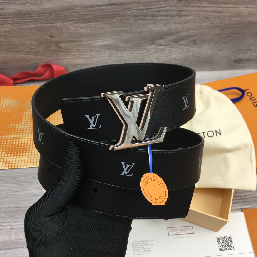 Louis Vuitton LV Premium Reversible Leather Belt