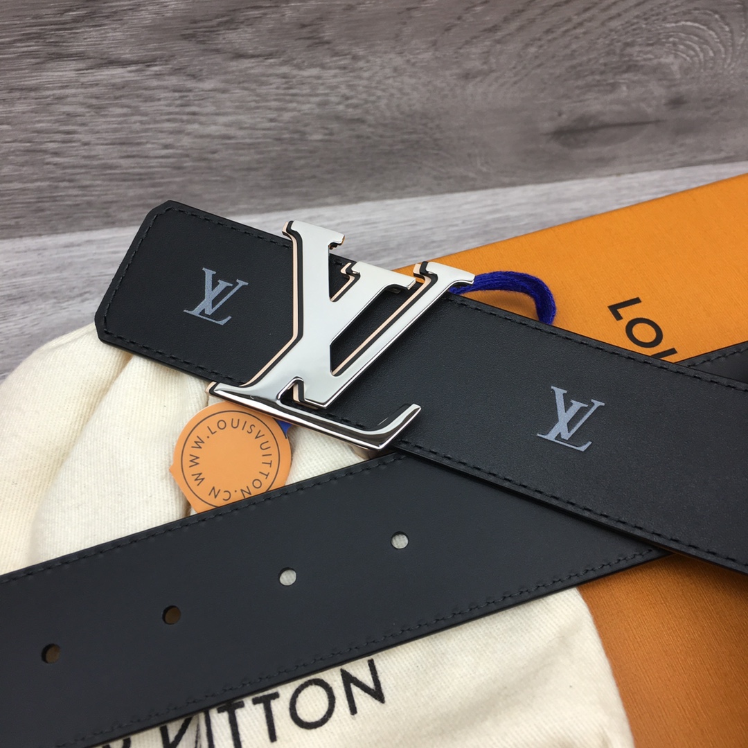 Louis Vuitton LV Premium Reversible Leather Belt